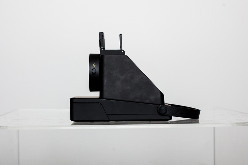 Illustration for article titled This Slick Camera Brings Polaroid Into the Digital Age